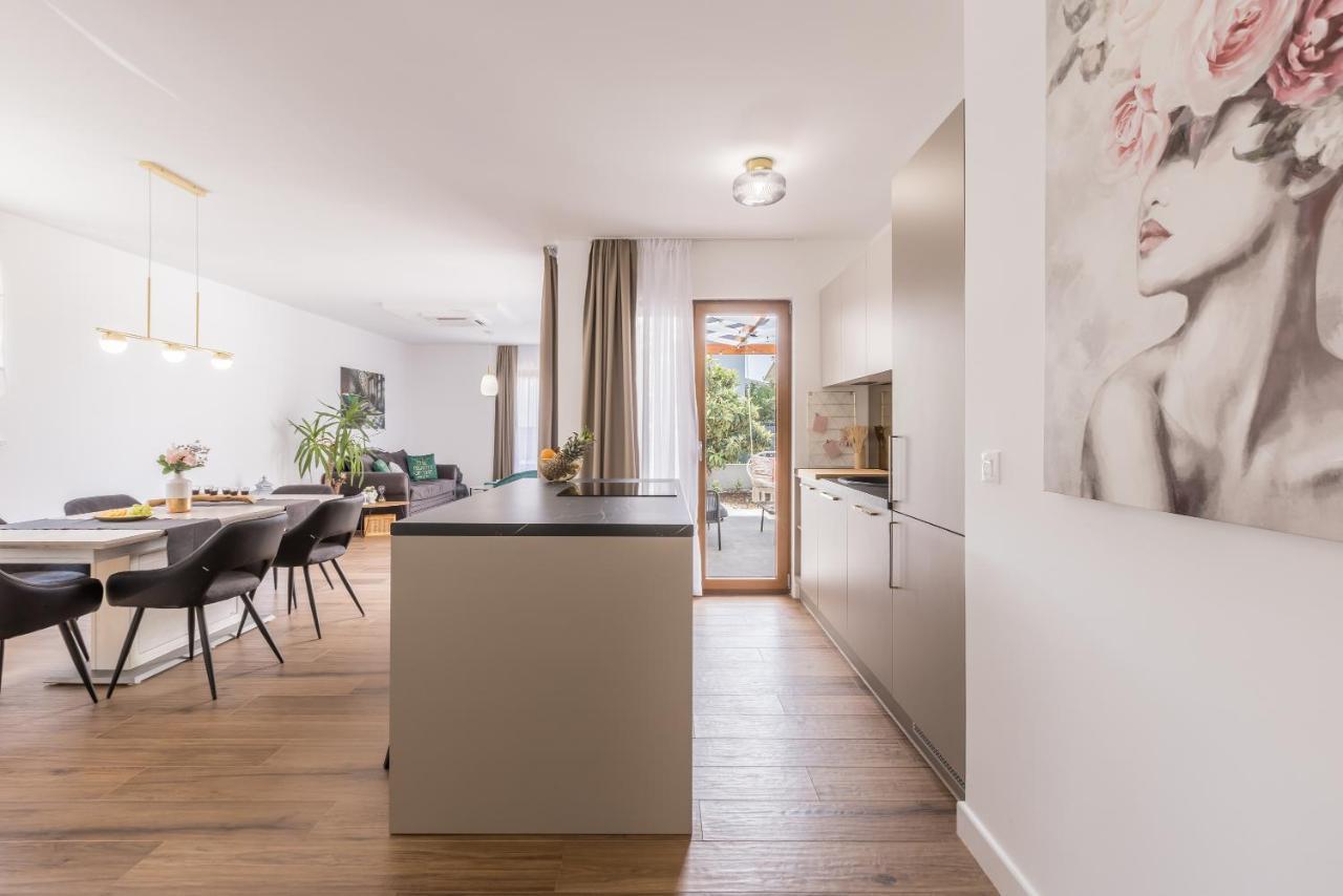 Villa Mamma Mia Kaštela Buitenkant foto